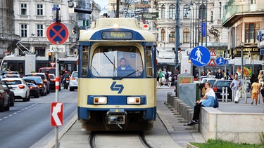 Baden bei Wien - mit der Lokalbahn in die Walzerherrlichkeit. | Bild: SWR/Helmut Frei