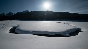 Winterlandschaft im Yellowstone Nationalpark/USA. | Bild: BBC/Studio Silverback/Kathy Kasic