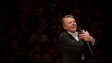 Mariss Jansons. | Bild: Honorarfrei lediglich für Ankündigungen und Veröffentlichungen im Zusammenhang mit obiger Veranstaltung bei Nennung: Bild: BR/Peter Meisel. Andere Verwendungen nur nach entsprechender vorheriger schriftlicher Vereinbarung mit dem Bildmanagement, Tel.: 089 / 5900 10580, Mail: Bildmanagement@br.de.