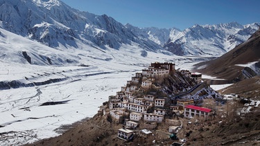 Das berühmte tibetisch-buddhistische Kye-Kloster im Tal des Spiti-Flusses im nordindischen Bundesstaat Himachal Pradesh. | Bild: BBC/BR/Hector Skevington-Postles 2016/Hector Skevington-Postles