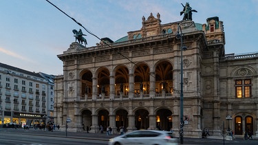 Wiener Opernhaus in der Ringstraße | Bild: picture alliance/dpa/CTK | Richard Mundl