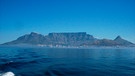 Der Tafelberg, markantes Naturdenkmal an Südafrikas Küste. | Bild: WDR/Herbert Ostwald