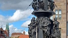 Blick vom Tugendbrunnen zur Nürnberger Burg. | Bild: Reinhard Weber, Wendelstein, 02.10.2024