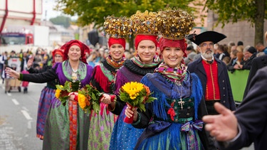 Erntedankfestzug in Fürth 2024 | Bild: BR/Henry Lai