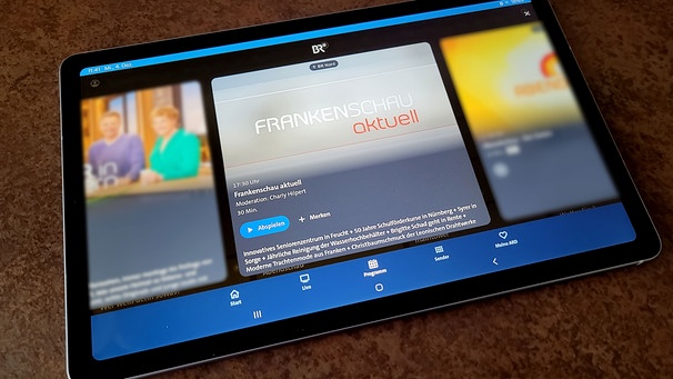 Die Frankenschau aktuell in der ARD Mediathek auf einem Tablet | Bild: BR/Frank Staudenmayer