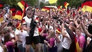Feiernde deutsche Fans | Bild: Bayerischer Rundfunk 2024