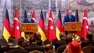 Scholz und Erdogan | Bild: Bayerischer Rundfunk 2024