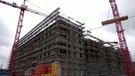 Baustelle eines Mehrparteienhauses | Bild: Bayerischer Rundfunk 2025