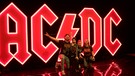 AC/DC High Voltage Dive Bar - Reliquien-Handel für Heavy Metal Fans | Bild: Bayerischer Rundfunk 2024