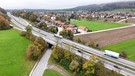 Frasdorf mit Autobahn | Bild: Bayerischer Rundfunk 2025