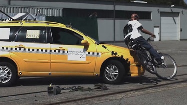 Unfälle beim Fahrradfahren: Keinen Meter ohne Helm! - Bild: Unfallforschung der Versicherer | Bild: Bayerischer Rundfunk 2024