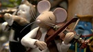 Sonderausstellung im Geigenbaumuseum Mittenwald: Ein Himmel voller Geigen - Die Geige zwischen Kunst und Kitsch | Bild: Bayerischer Rundfunk 2024