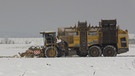 Rübenroder im Schnee | Bild: Bayerischer Rundfunk 2023