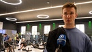 Mann im Fitnessstudio | Bild: Bayerischer Rundfunk 2024