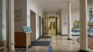 Krankenhausgang im Innklinikum | Bild: Bayerischer Rundfunk 2023