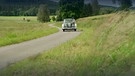 Oldtimer auf der Straße | Bild: BR Fernsehen