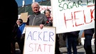 Protest gegen BMW-Fabrik in Straßkirchen | Bild: Bayerischer Rundfunk 2023