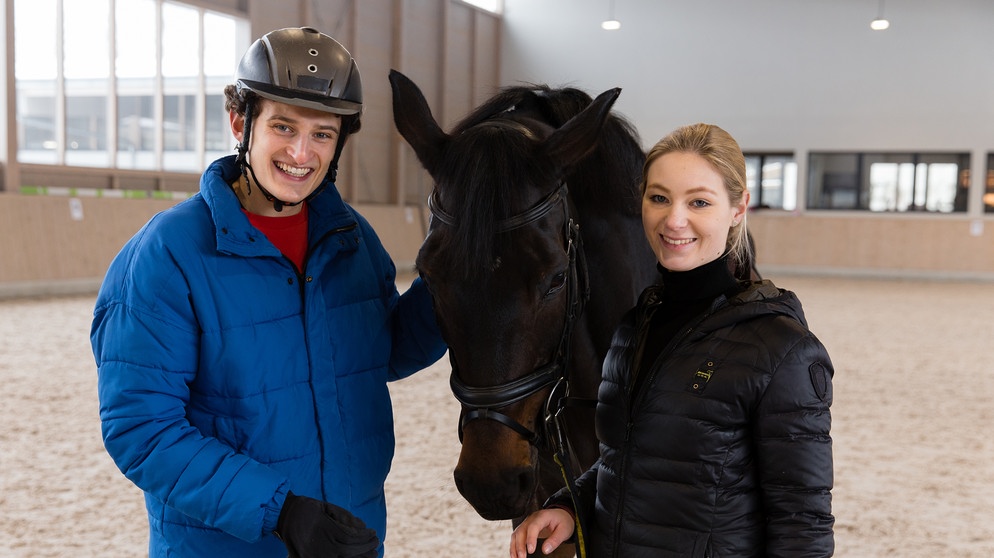 Der Pferdesport-Check  | Checker Julian mit Voltigierer Julian  | Bild: BR | Megaherz GmbH