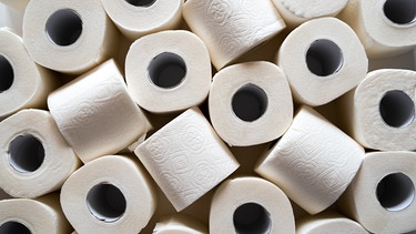 Viele Rollen Klopapier. | Bild: stock.adobe.com/Roman