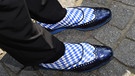 Herrenschuhe mit Rauten-Gamaschen | Bild: BR