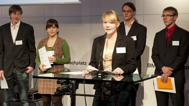 Schüler des Gymnasium Wittstock, die den 2. Preis beim Tatfunk-Wettbewerb gewonnen haben | Bild: Eberhard von Kuenheim Stiftung