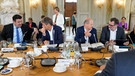 30.08.22: Männer im Bundeskabinett – Arbeitsminister Heil, Wirtschaftsminister Habeck, Kanzler Scholz, Kanzleramtsminister Schmidt (v.l.n.r.) | Bild: pa/Flashpic/Jens Krick