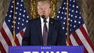 dpatopbilder - 07.01.2025, USA, Palm Beach: Der designierte US-Präsident Donald Trump spricht während einer Pressekonferenz in Mar-a-Lago. Foto: Evan Vucci/AP/dpa +++ dpa-Bildfunk +++ | Bild: dpa-Bildfunk/Evan Vucci