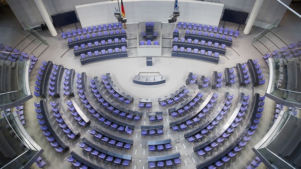 Der Plenarsaal des Deutschen Bundestages in Berlin  | Bild: pa/dpa/Michael Kappeler