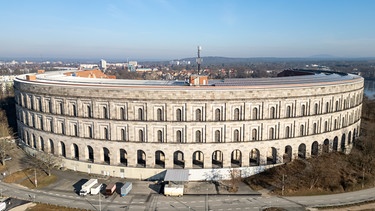 Blick auf die Kongresshalle Nürnberg | Bild: picture alliance/dpa | Daniel Karmann