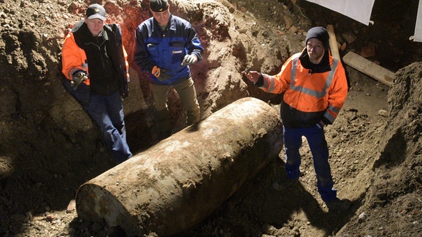 Fliegerbombe in Augsburg | Bild: pa/dpa