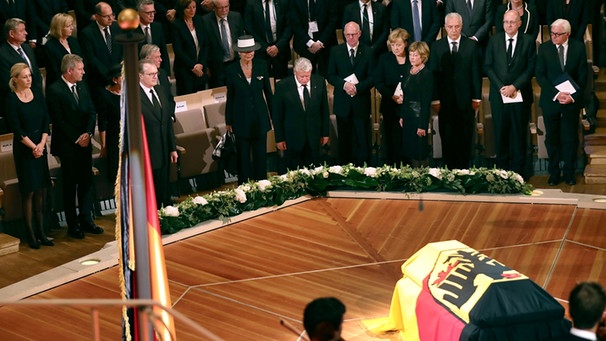 Staatsakt zu Ehren des früheren Bundespräsidenten Walter Scheels in Berlin | Bild: picture-alliance/dpa | Michael Kappeler