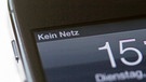 Mobiltelefon-Display mit Meldung "Kein Netz" | Bild: picture-alliance/dpa