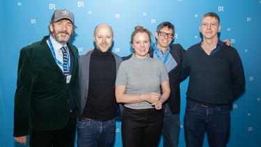 Zusammenarbeit bei der Tragik-Komödie "Treasure": Redakteur Carlos Gerstenhauer, Produzent Fabian Gasmia, Regisseurin Julia von Heinz, Redaktuer Harald Steinwender und Autor John Quester. | Bild: BR / Vera Johannsen