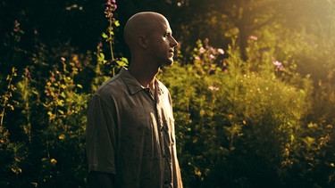 Milow tritt im Rahmen der BR-Radltour 2024 am 1. August 2024 in Ebern auf | Bild: BR/Charlie De Keersmaecker