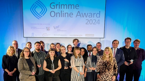 Freude im BR über gleich zwei Auszeichnungen beim Grimme Online Award | Bild: dpa-Bildfunk