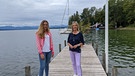 Motorsportathletin Sophia Flörsch (links) und Marianne Kreuzer. | Bild: BR/Fabian Stetter