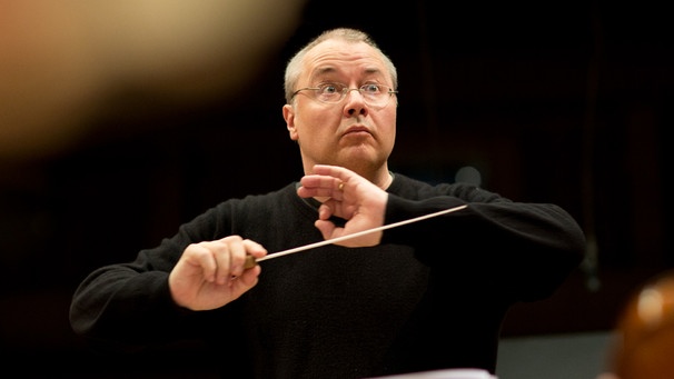 Dirigent Stefan Asbury | Bild: Astrid Ackermann