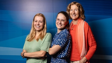 Redakteurin Andrea Bräu, Autorin Paula Lochte und Redakteurin Susanne Poelchau (v.l.n.r.) | Bild: BR