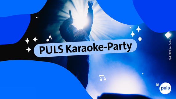 Titelbild der PULS Karaoke-Party. Ein Sänger steht im Scheinwerferlicht mit nach oben gestreckter Hand. Umrandet wird er von Designelementen, sogenannten Wobble. | Bild: BR