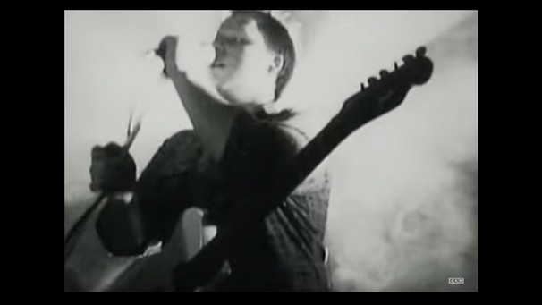 Pixies - Monkey Gone To Heaven (Official Video) | Bild: 4AD (via YouTube)