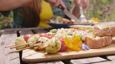 Grillgemüse aus dem Querbeet-Garten mit Sabrina Nitsche | Bild: BR / Tibor Blasy