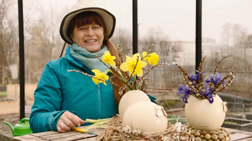 QuerbeetGarten Osterglocken mit Deko Querbeet BR