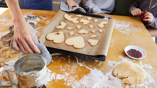 Plätzchen lagern: Erste Hilfe beim Kekse backen, Bayern 1, Radio
