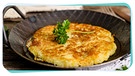 Rösti aus Kartoffeln in einer Pfanne  | Bild: mauritius images