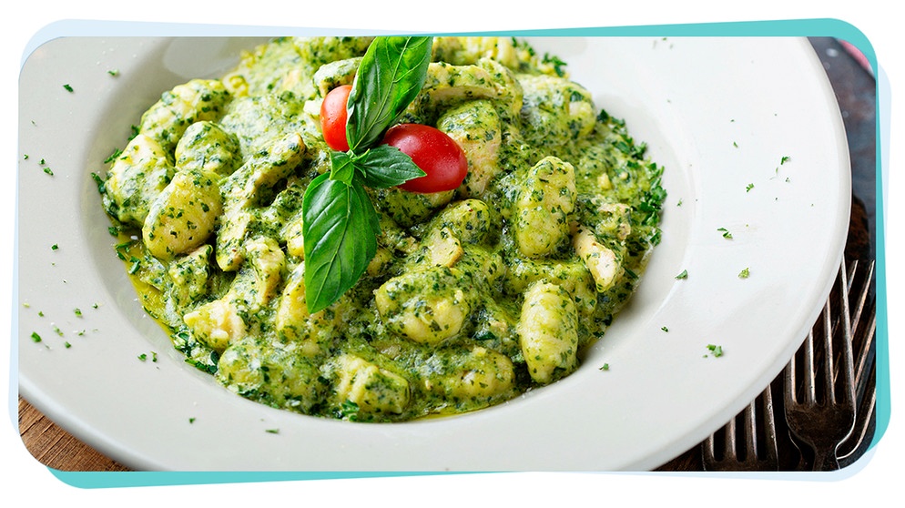 Weihnachtsessen Idee für den 1. Gang Gnocchi mit FeldsalatPesto