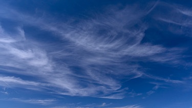Cirrus Schleier- oder Federwolken  | Bild: picture alliance  imageBROKER  Helmut Meyer zur Capellen