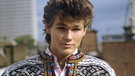 a-ha Sänger Morten Harket in einem Norweger-Pullover im Jahr 1985. | Bild: picture-alliance/dpa