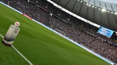 volles Bundesliga-Stadion vor dem Anpfiff | Bild: picture-alliance/dpa