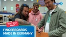 Die Woidboyz versuchen sich im Fingerboarden  | Bild: Andreas Weindl