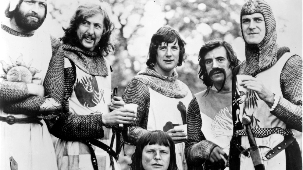 John Cleese Und Co Vor 50 Jahren Ging Monty Python S Flying Circus Auf Sendung Bayern 2 Radio Br De